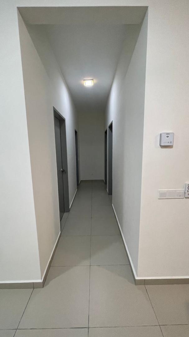 Partly Furnsihed 4 Bedrooms Embayu Damansara West - photo 9