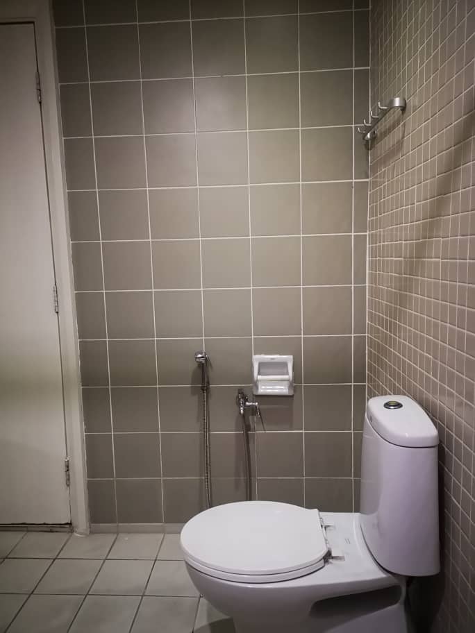 Well Maintained Fully Furnished Unit in Amcorp AD - photo 8