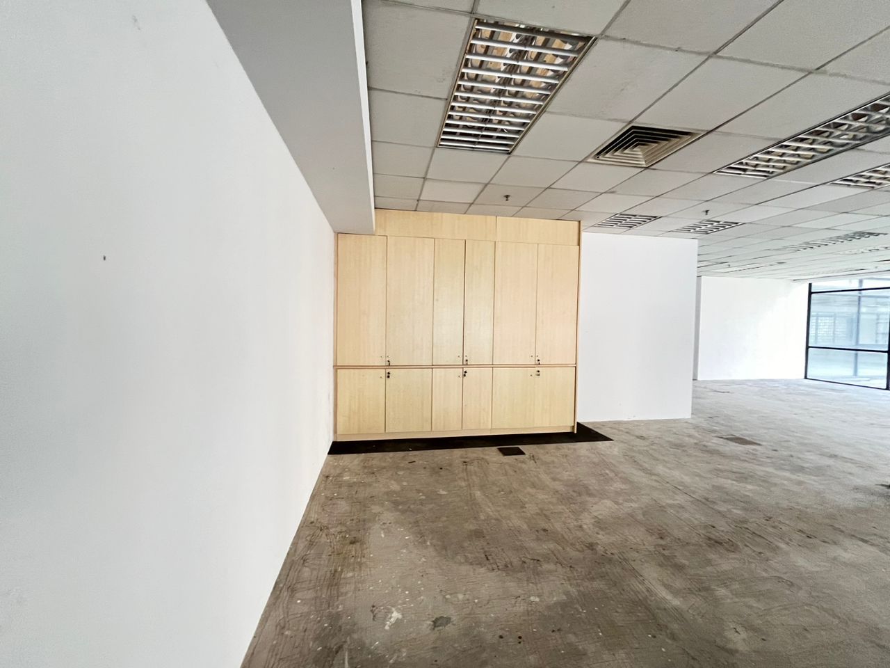 Large Offce Unit in Menara Mustapha Kamal Rare AD - photo 9