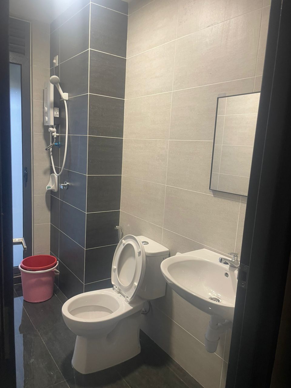 Rare 2 Bedroom Layout Fully Furnished Edusentral - photo 5