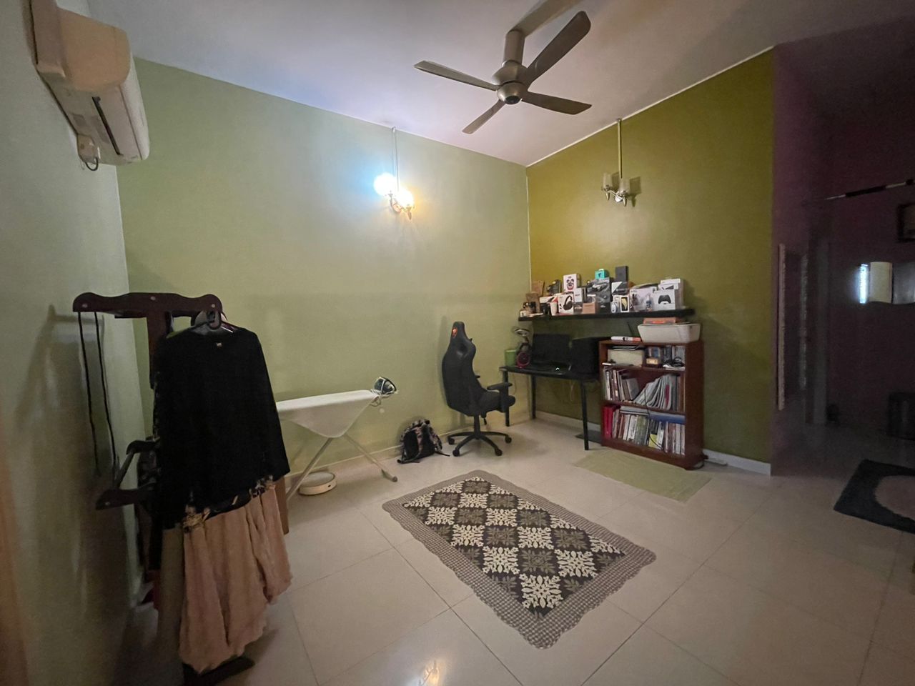 Partly Furnished 2 Storey For Rent Mutiara Gombak - photo 5