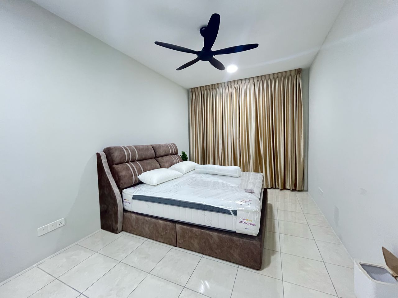 Block A Fully Furnished 3 Bedroom Rare Unit AD - photo 7