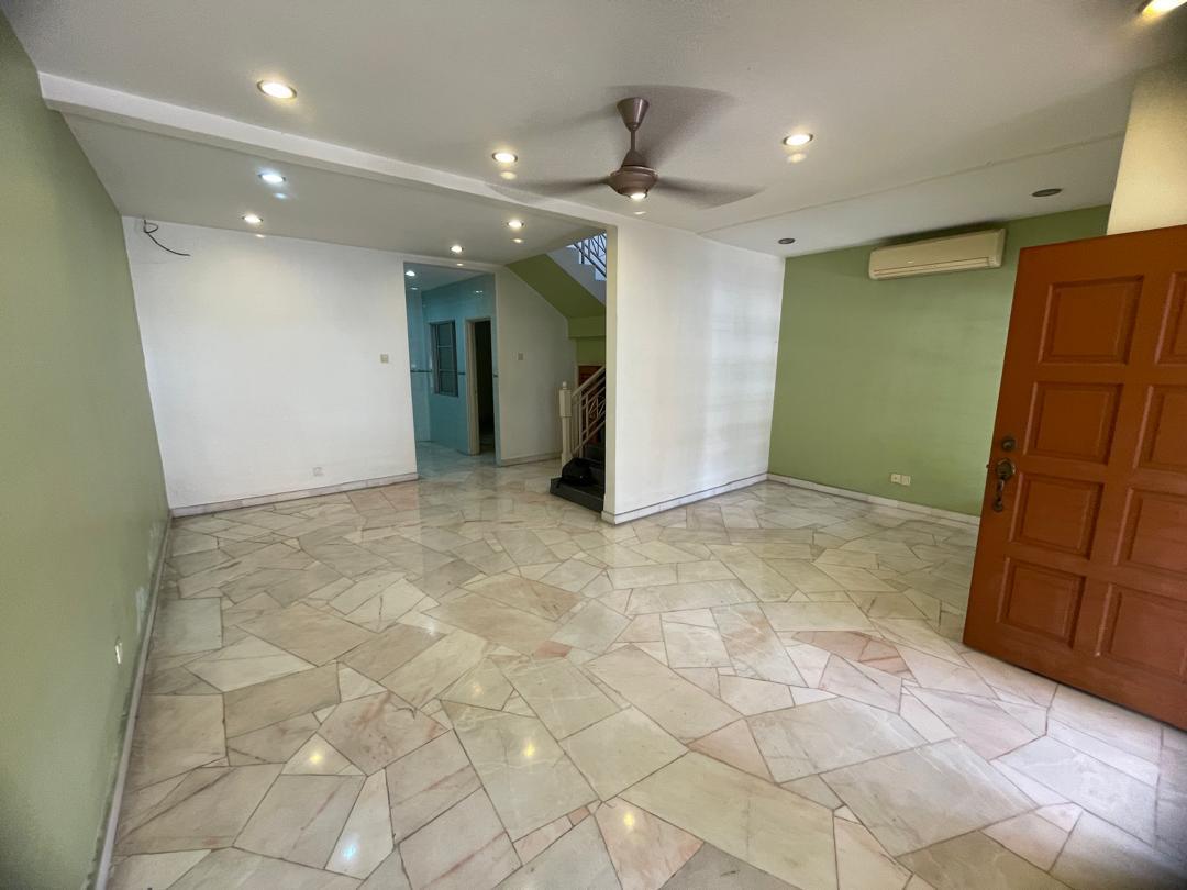 Gate n Guarded Partly Furnished 4 Bedroom Rare AD - photo 5