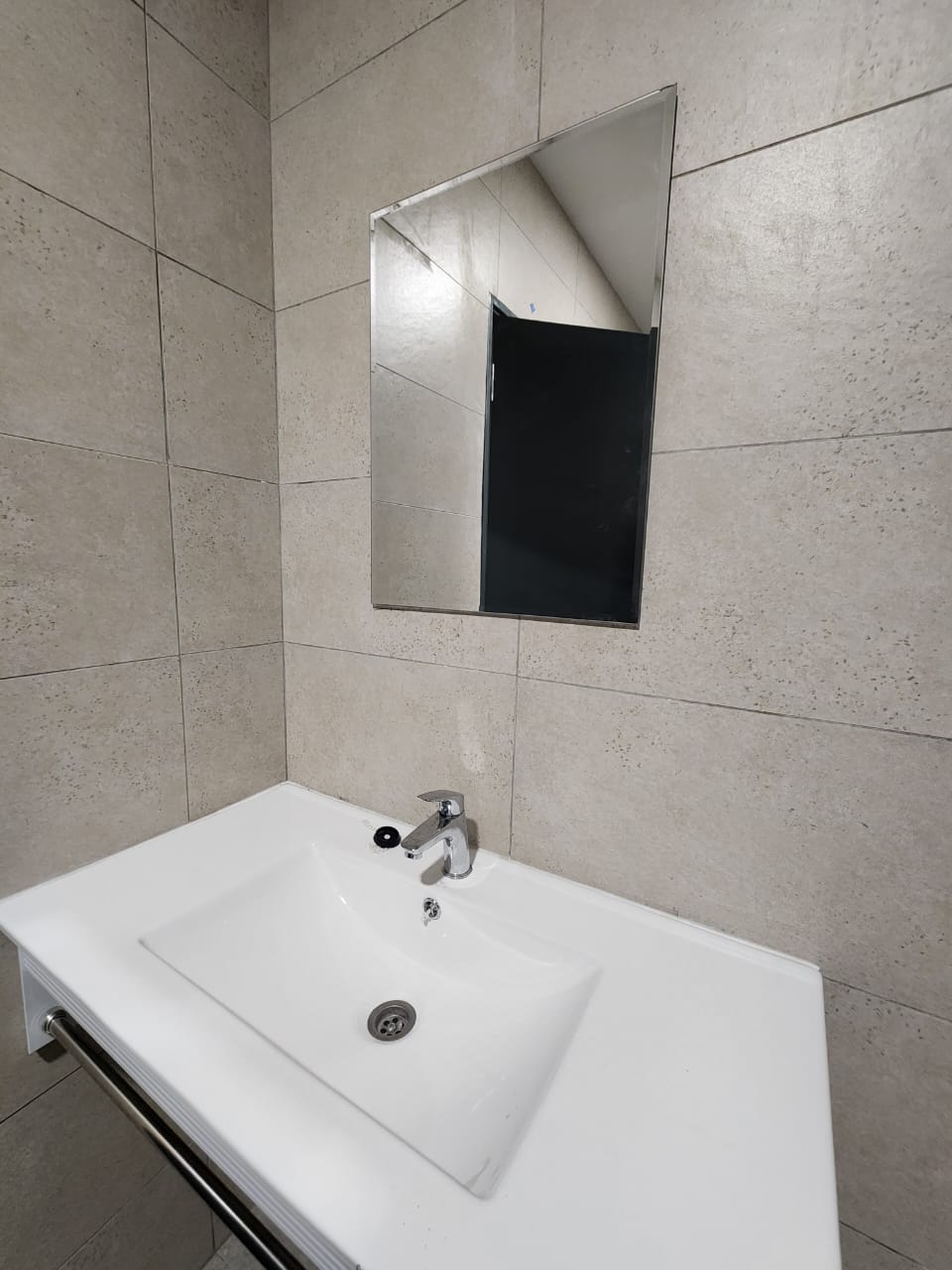 Aera Residence Fully Furnished 2 Room 1 Bath - photo 2