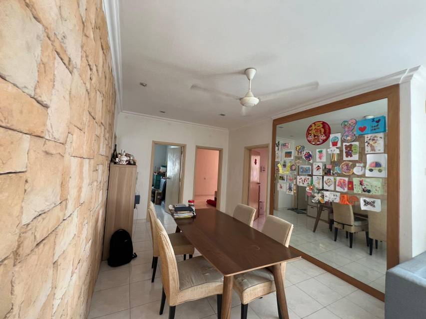 Desa Impiana, Puchong - photo 4
