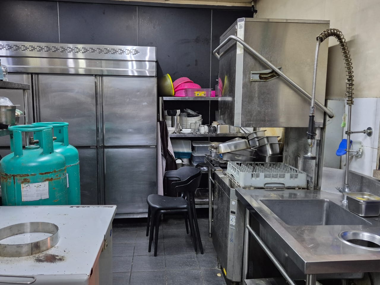 PJ Centrestage, Jalan Kemajuan, Seksyen 13 - photo 7