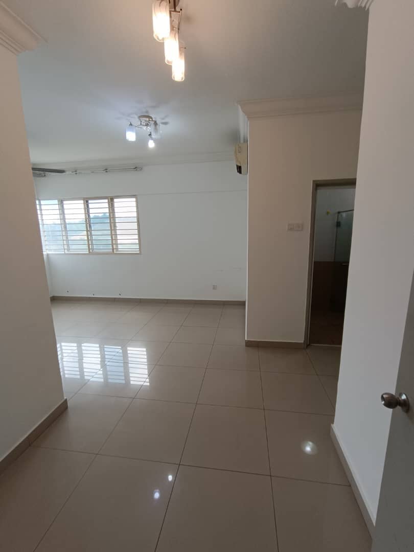 Aman Heights, Seri Kembangan - photo 2