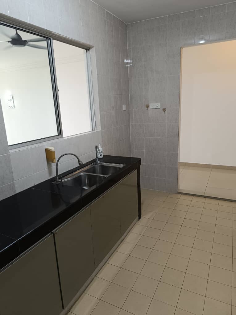 Aman Heights, Seri Kembangan - photo 7