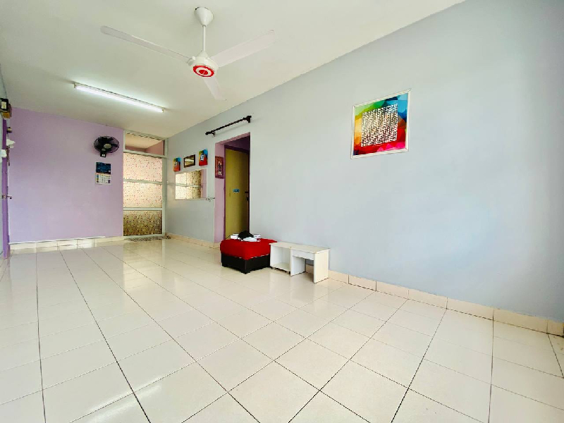 END LOT Apartment Latan Biru Seksyen 8 Kota Damansara Petaling Jaya  - photo 3