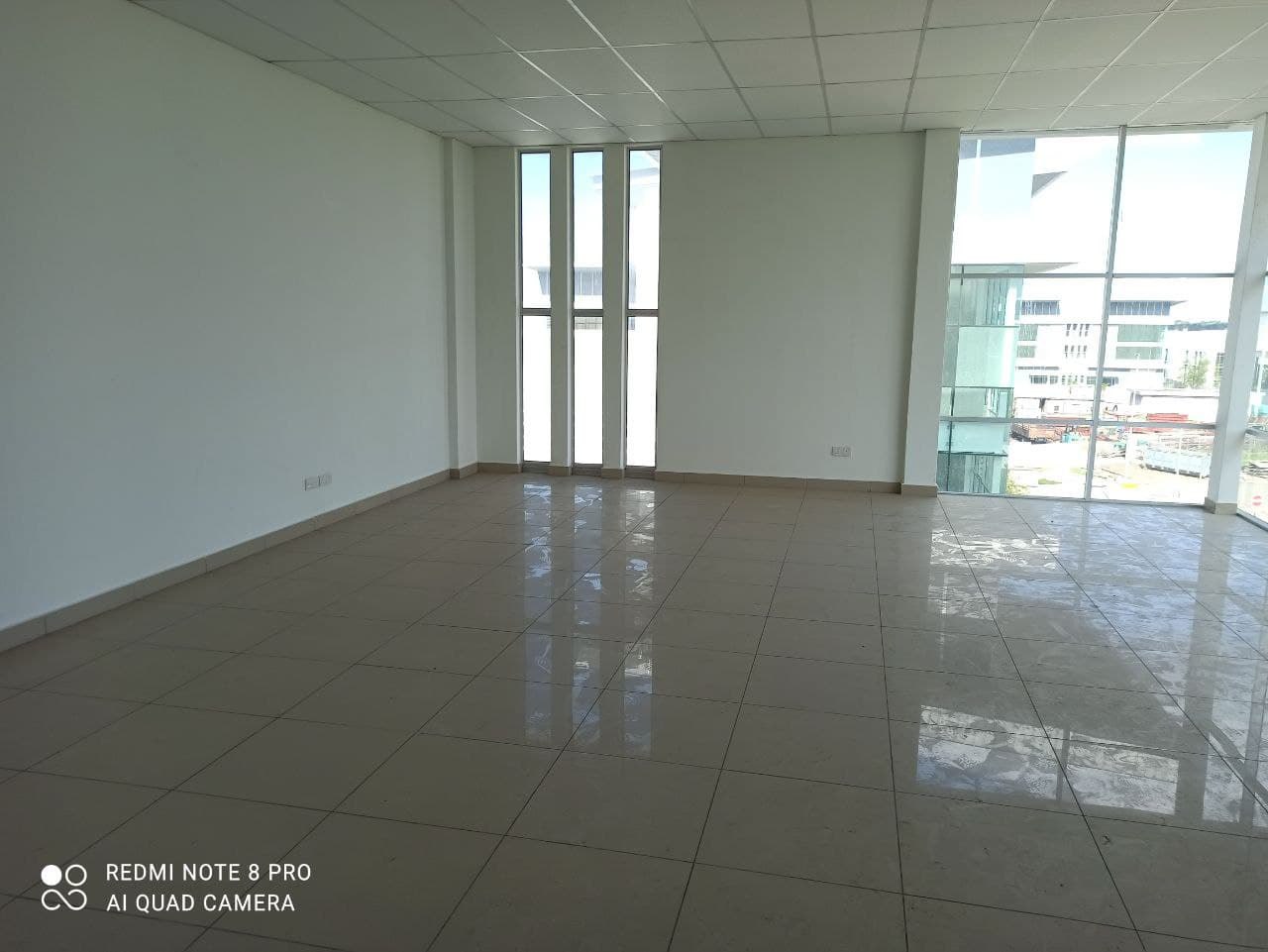 Cluster Factory Warehouse with 2 Storey Office - photo 3