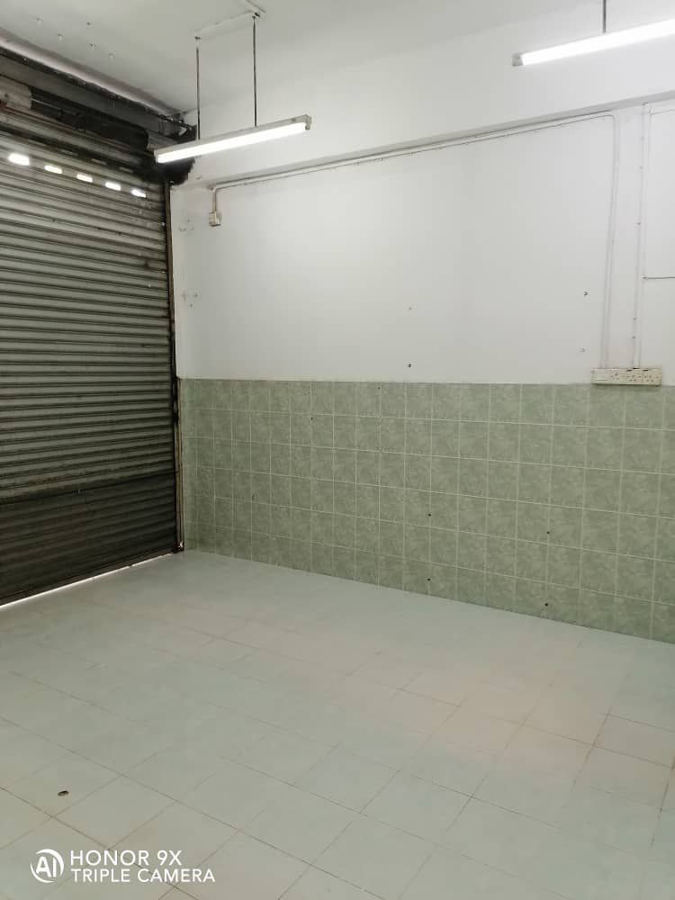 Corner shop Seksyen 27 shah alam - photo 4