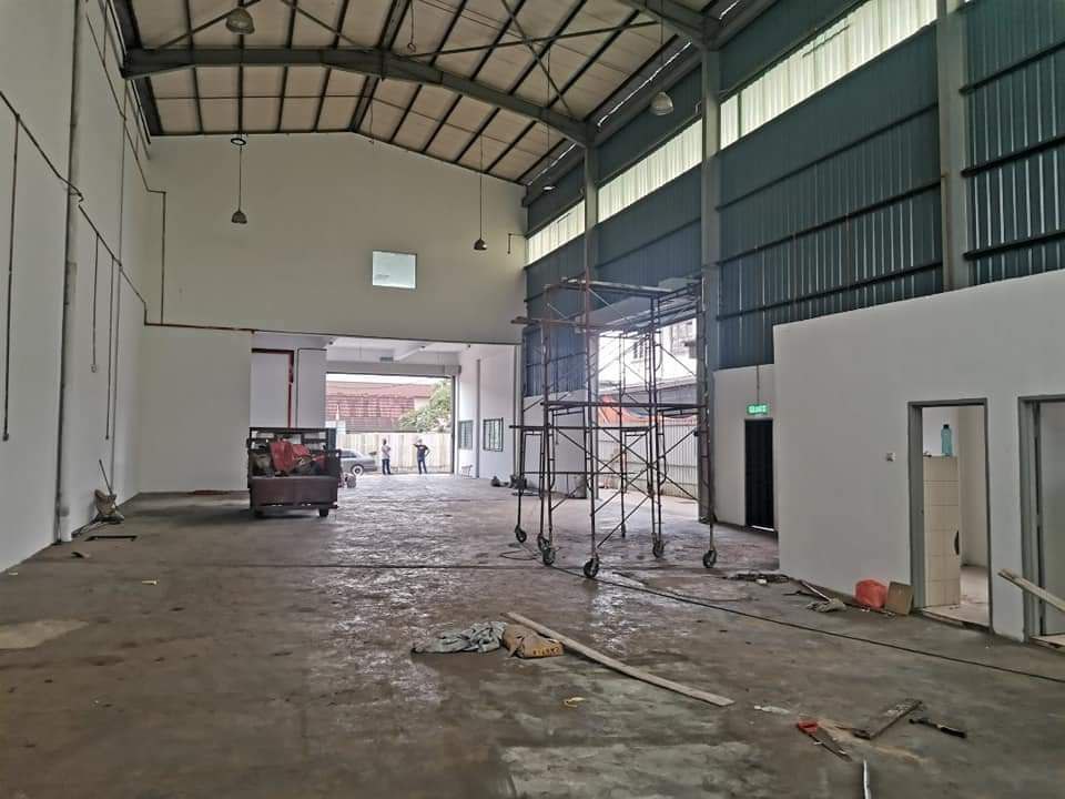 Pandamaran warehouse for rent - photo 2