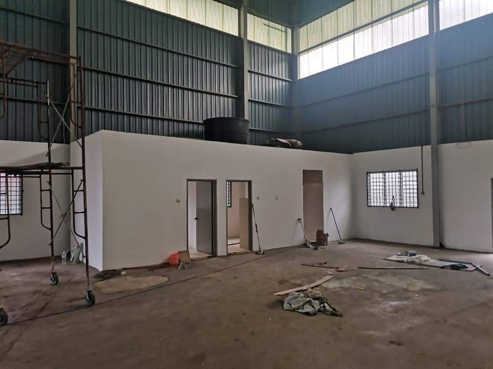 Pandamaran warehouse for rent - photo 4