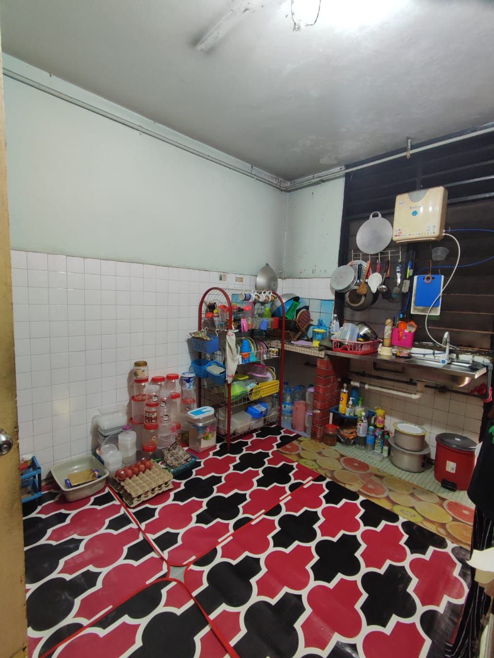 FLAT PKNS SEKSYEN 24 FOR SALE - photo 2
