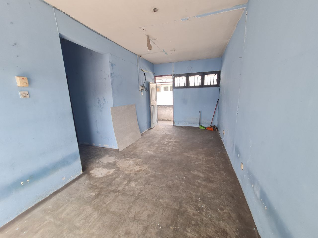 Apartment Valencia, Taman Sri Muda, Seksyen 25 - photo 2