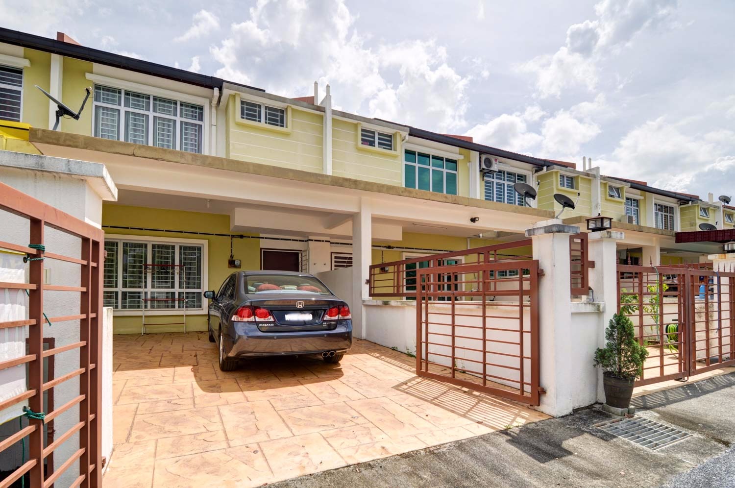 MOVE IN Renovated 2sty Taman Pelangi Semenyih - photo 8