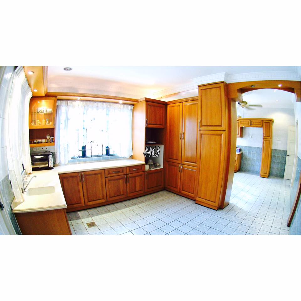 EXCLUSIVE LUXURY Bungalow Jln Bidai Bukit Jelutong - photo 4