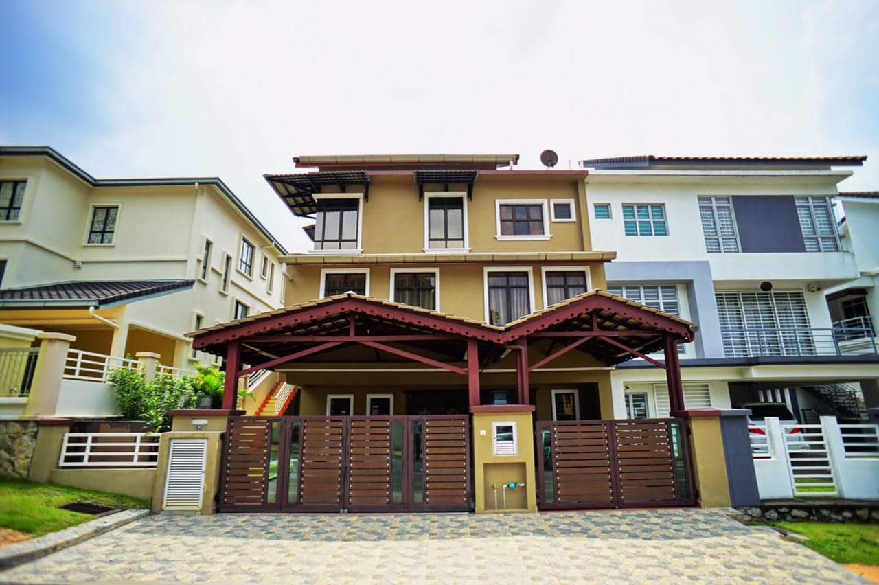 ELEGANT Semi Detached Saujana Villa Kajang