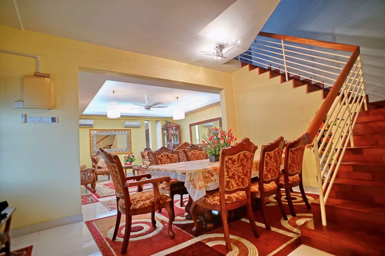 ELEGANT Semi Detached Saujana Villa Kajang - photo 2