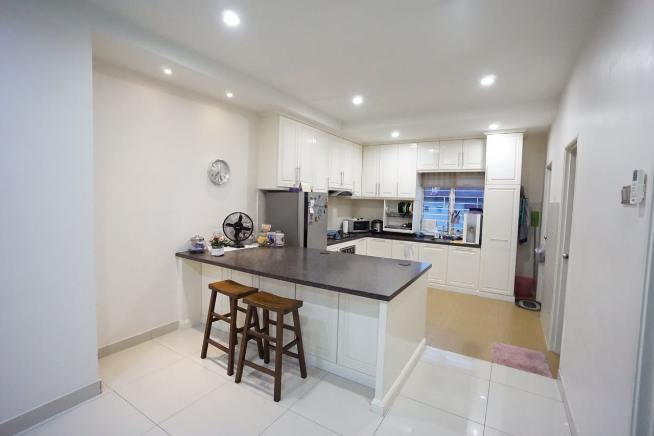 ELEGANT Renovated Suria Tropika Seri Kembangan - photo 2