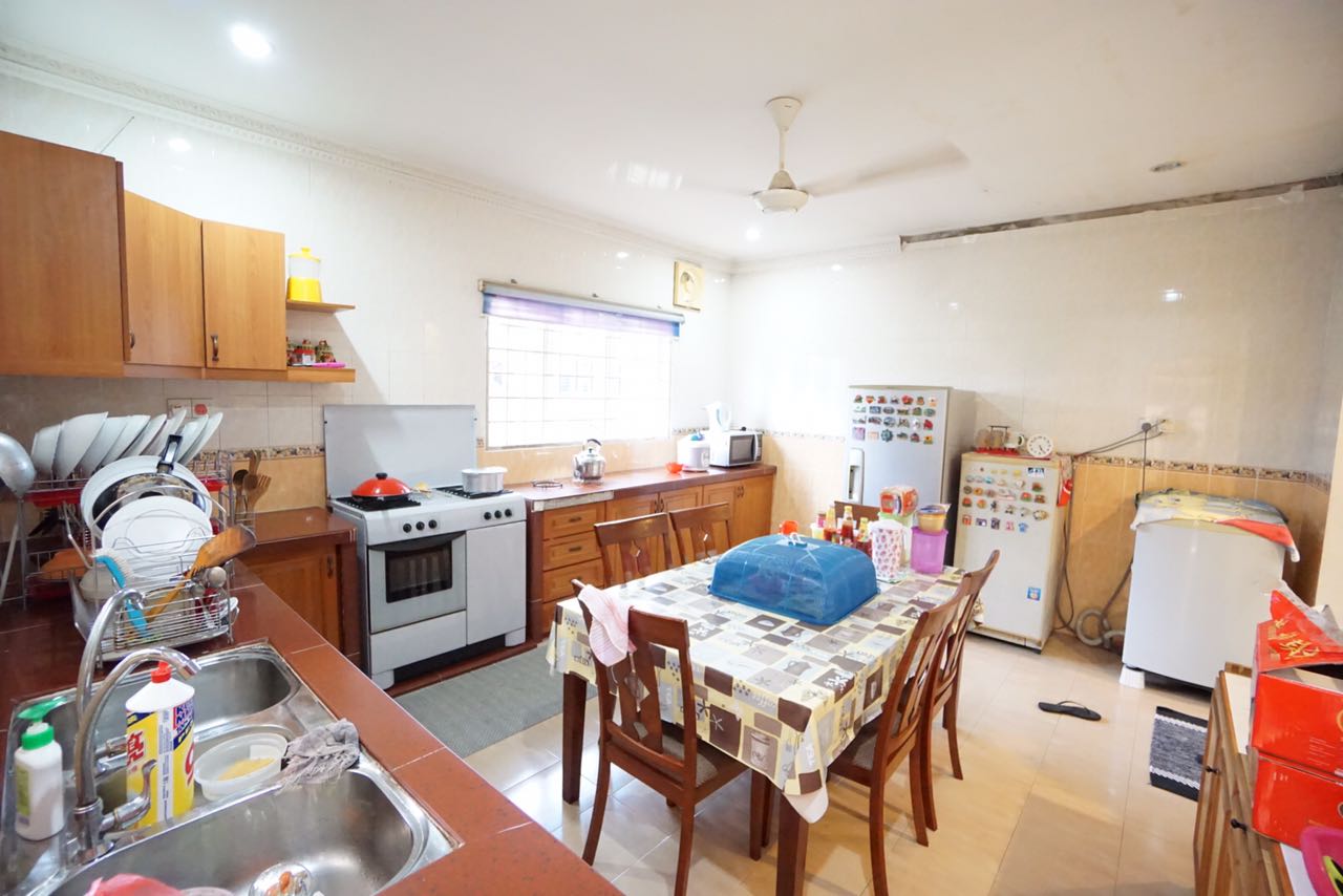 SPACIOUS Double storey Section 7 Shah Alam - photo 3