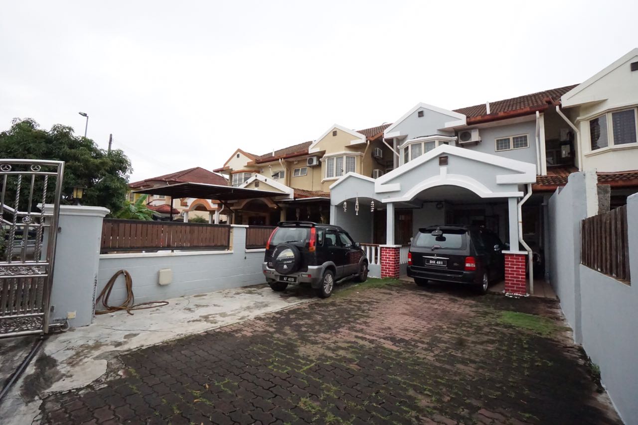 SPACIOUS Double storey Section 7 Shah Alam - photo 2