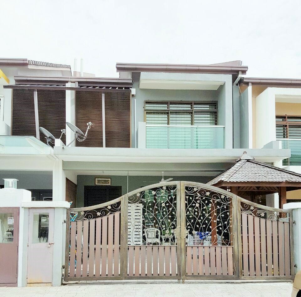 LUXURY RENOVATED Kinrara Residence Puchong