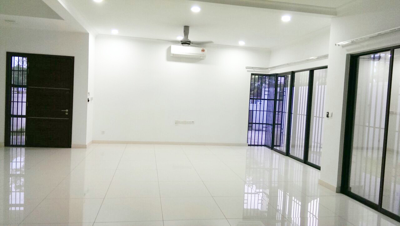 ELEGANT Renovated Semi D Section U12 Shah Alam - photo 4