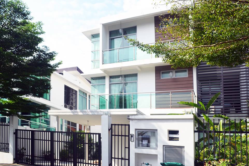 EXCLUSIVE Semi D Partly Furnish Villa Laman Cahaya