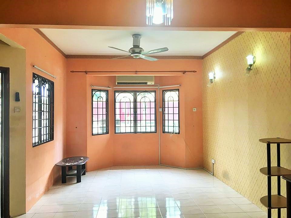 HOT AREA 2sty Lestari Putra near Equine Park - photo 4