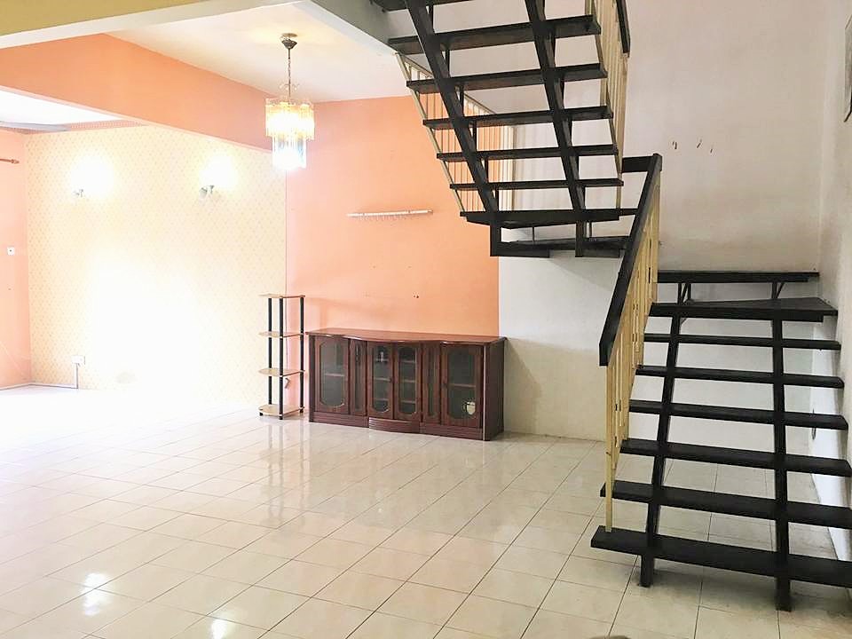 HOT AREA 2sty Lestari Putra near Equine Park - photo 2