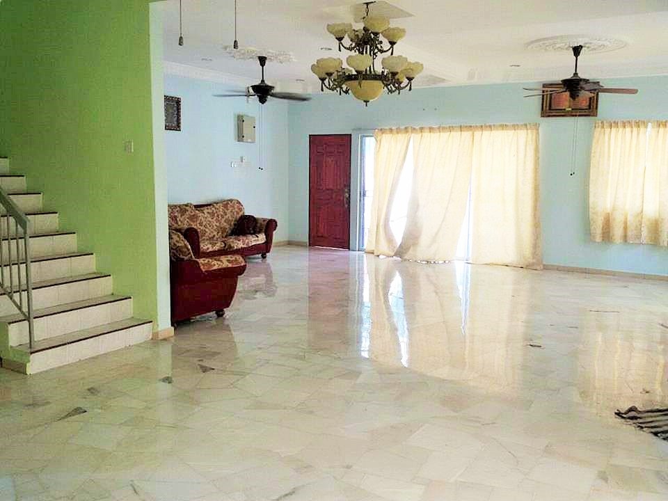 WELL MAINTAIN Spacious Double sty Semi D Banting - photo 3