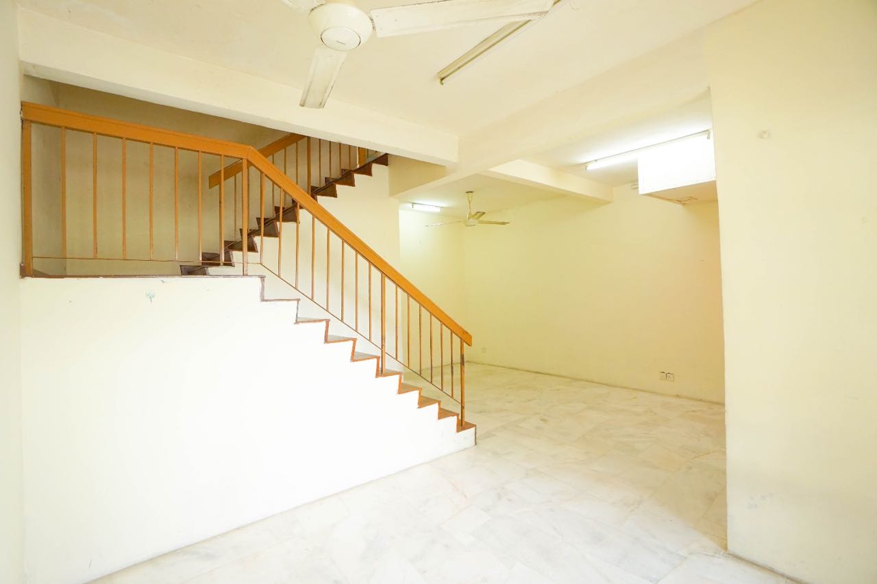 Rumah Dua Tingkat MURAHH Bandar Puncak Alam Fasa 3 - photo 4