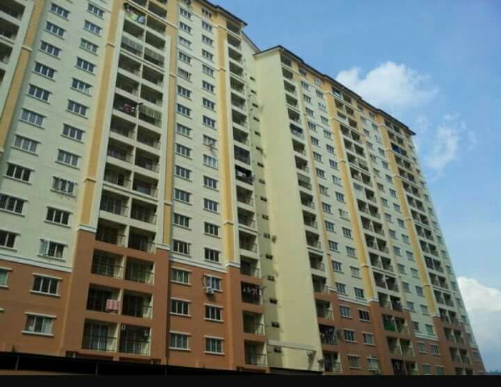 IDEAL Apartment Lakeview Tmn Jasa Perwira Selayang - photo 2