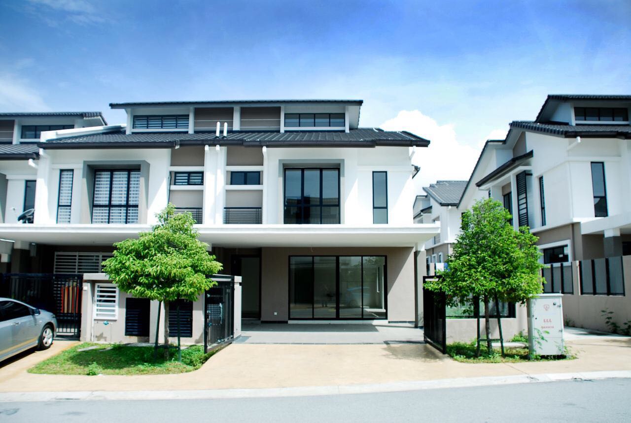 MODERN ELEGANT Superlink Endlot Denai Alam