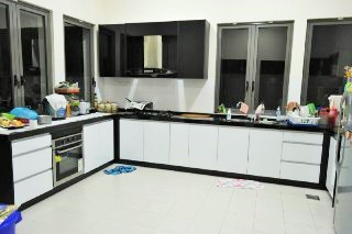 LUXURIOUS Bungalow Banyan Close Bkt Mahkota Bangi - photo 8