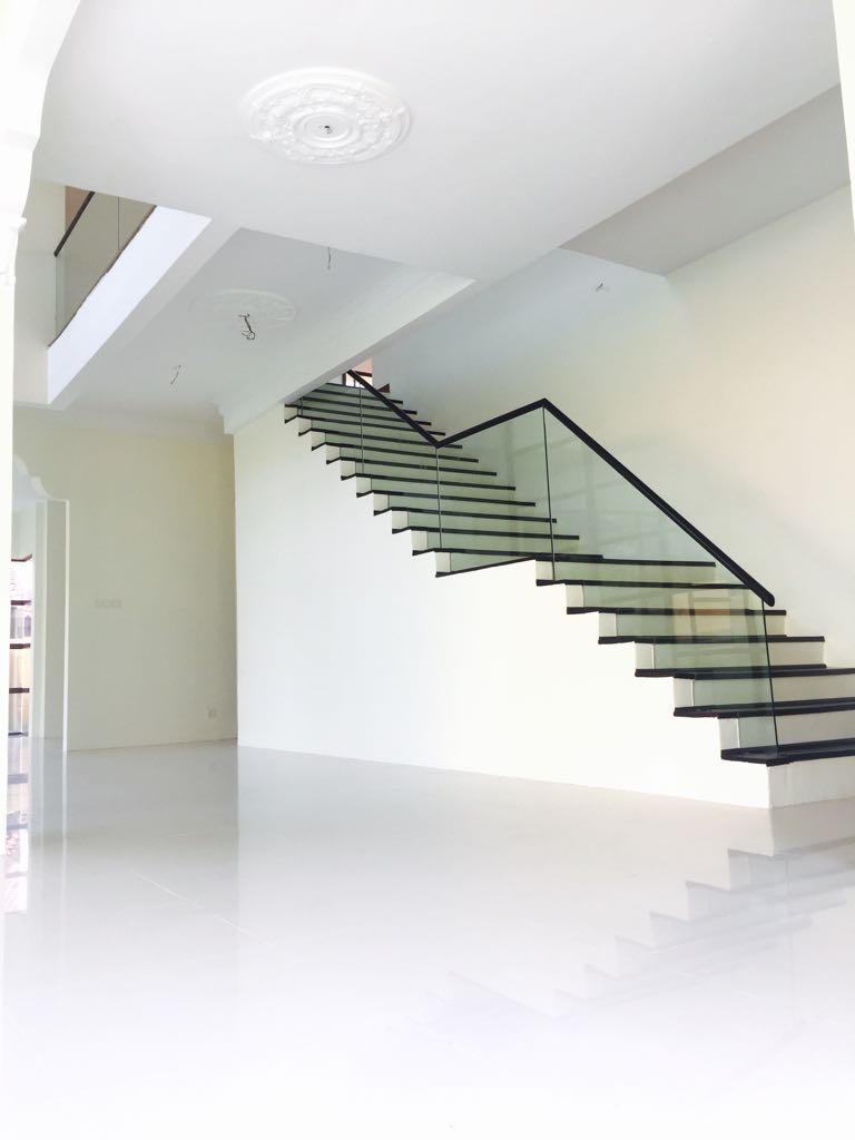 EXCLUSIVE COZY Bungalow Banyan Close Bukit Mahkota - photo 5