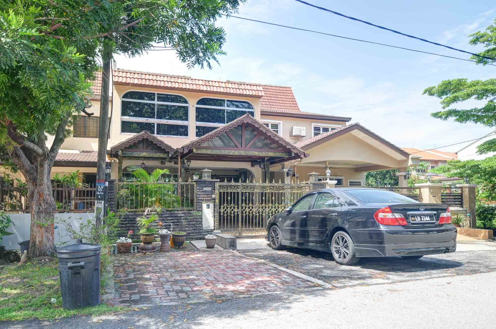 ELEGANT 2sty Fully Renovated SS14 Subang Jaya