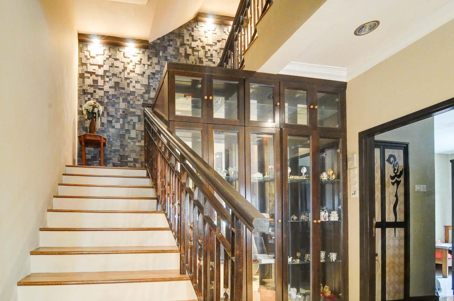 LUXURY SPACIOUS Semi D Mayang Sutera TTDI Jaya - photo 6
