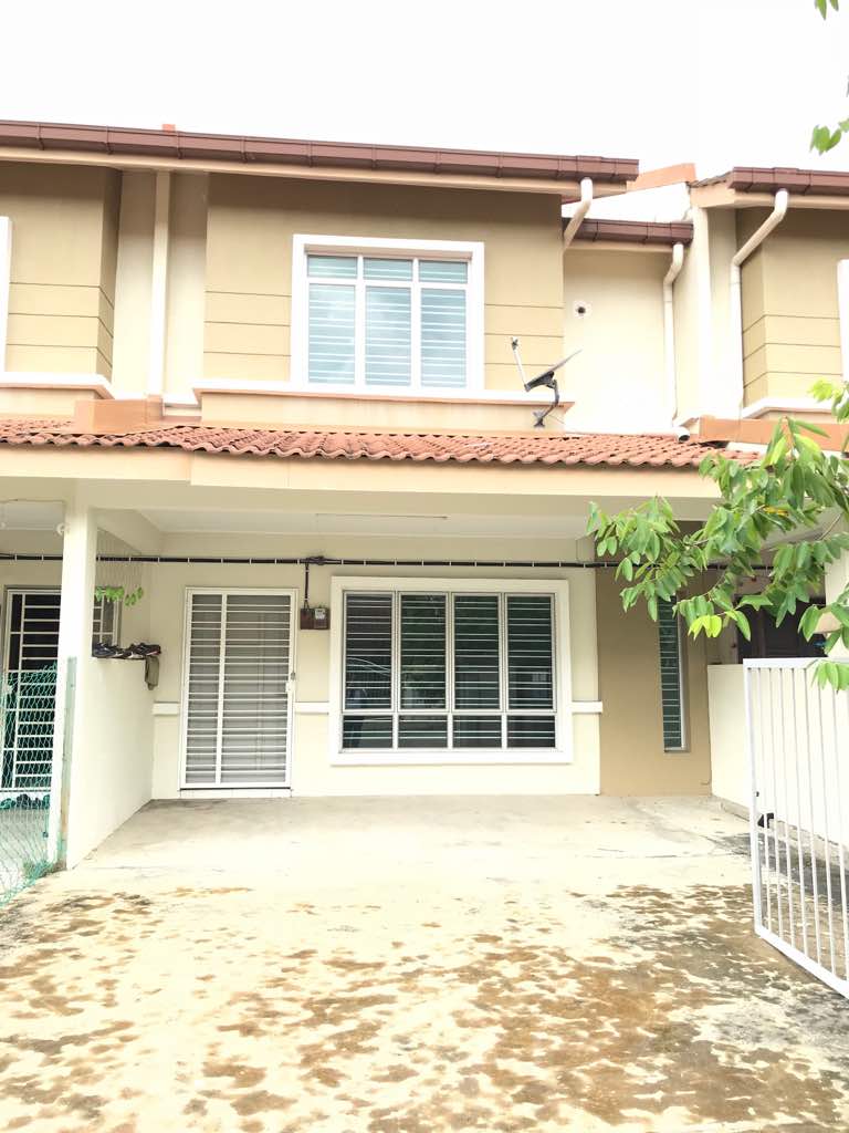 SPACIOUS Suria Tropika Seri Kembangan WELL KEPT - photo 6