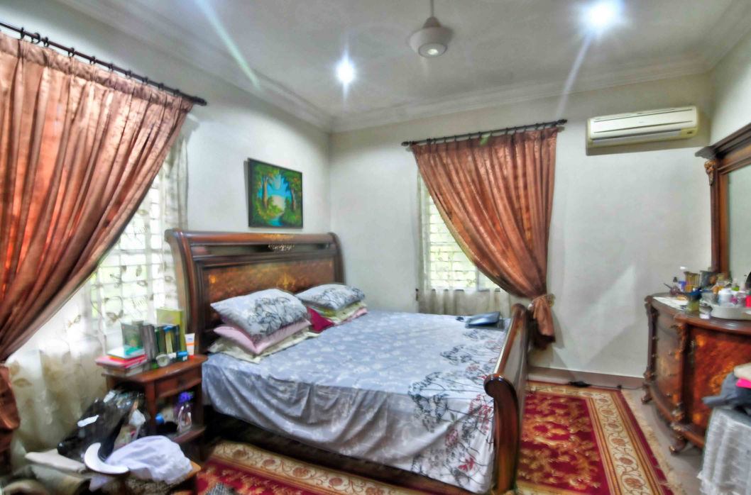 FACING GARDEN Bungalow Tmn Melati Indah Kemensah - photo 4