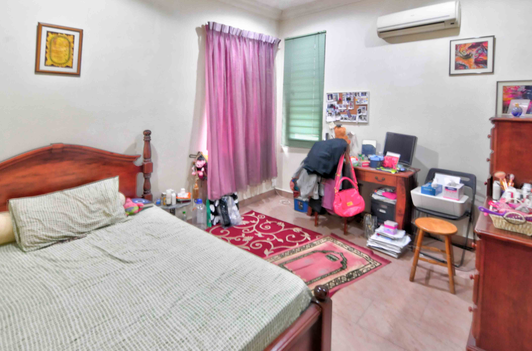 FACING GARDEN Bungalow Tmn Melati Indah Kemensah - photo 3