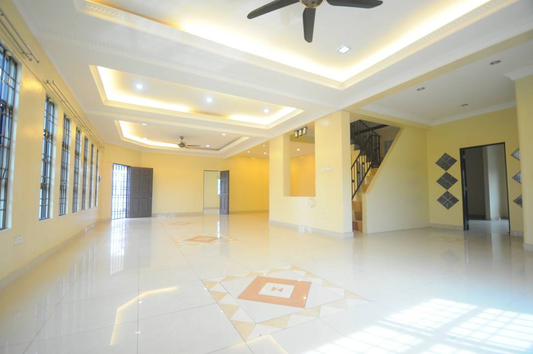 GORGEOUSLY Bungalow SS3 Kelana Jaya MUST SEE IDEAL