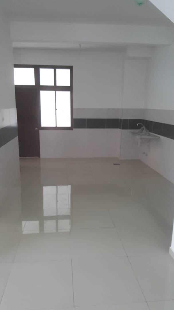 BRAND NEW STYLSH Triple storey Semi D Setia Utama - photo 3