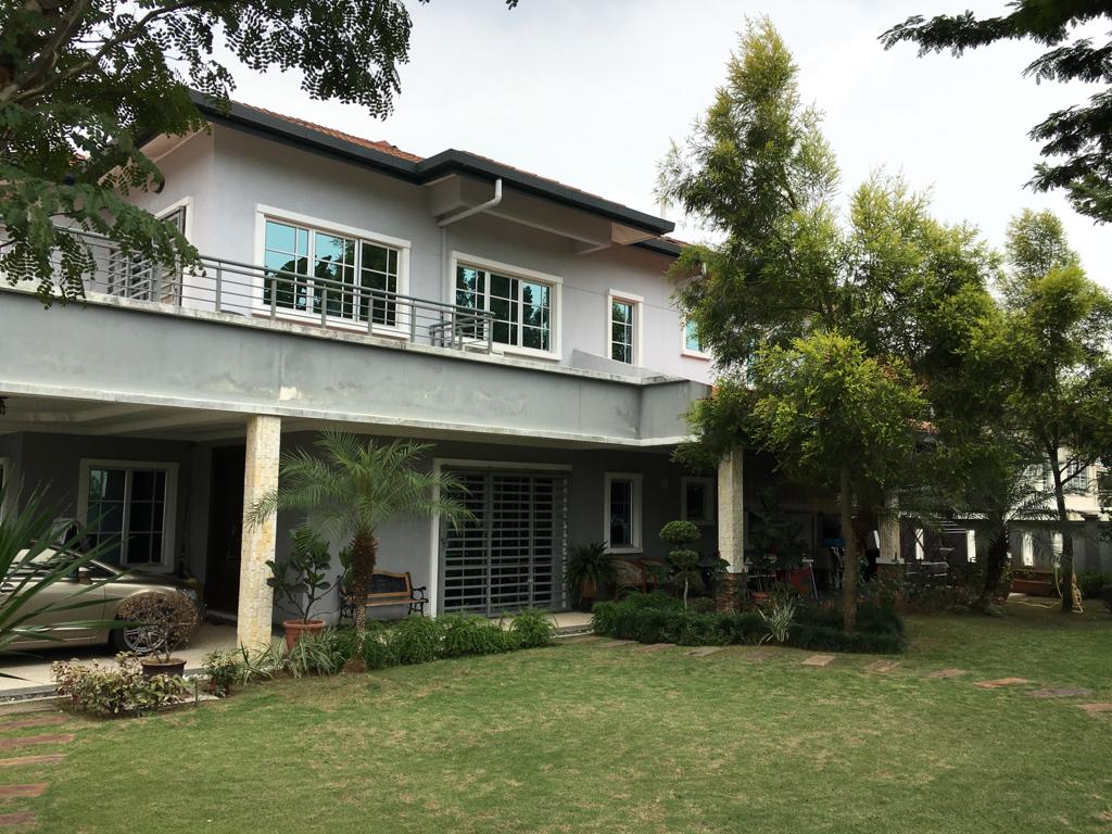 GREAT CORNER Semi D Puncak Jalil GATED GUARDED - photo 1