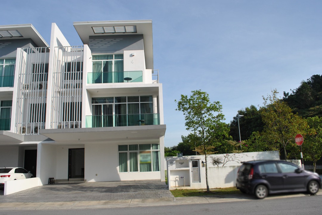 LUSH GREENARY Garden Residence Cyberjaya TASTEFUL