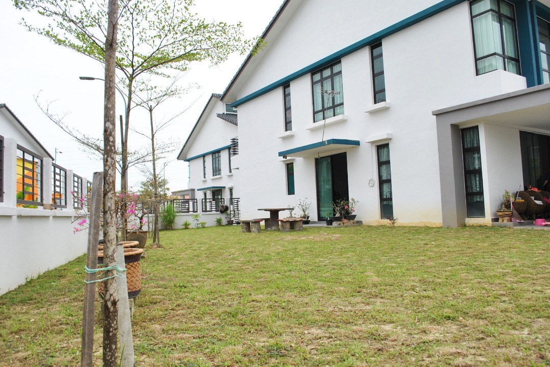 COSY MOVE IN Bandar Bukit Raja Corner RENOVATED - photo 3