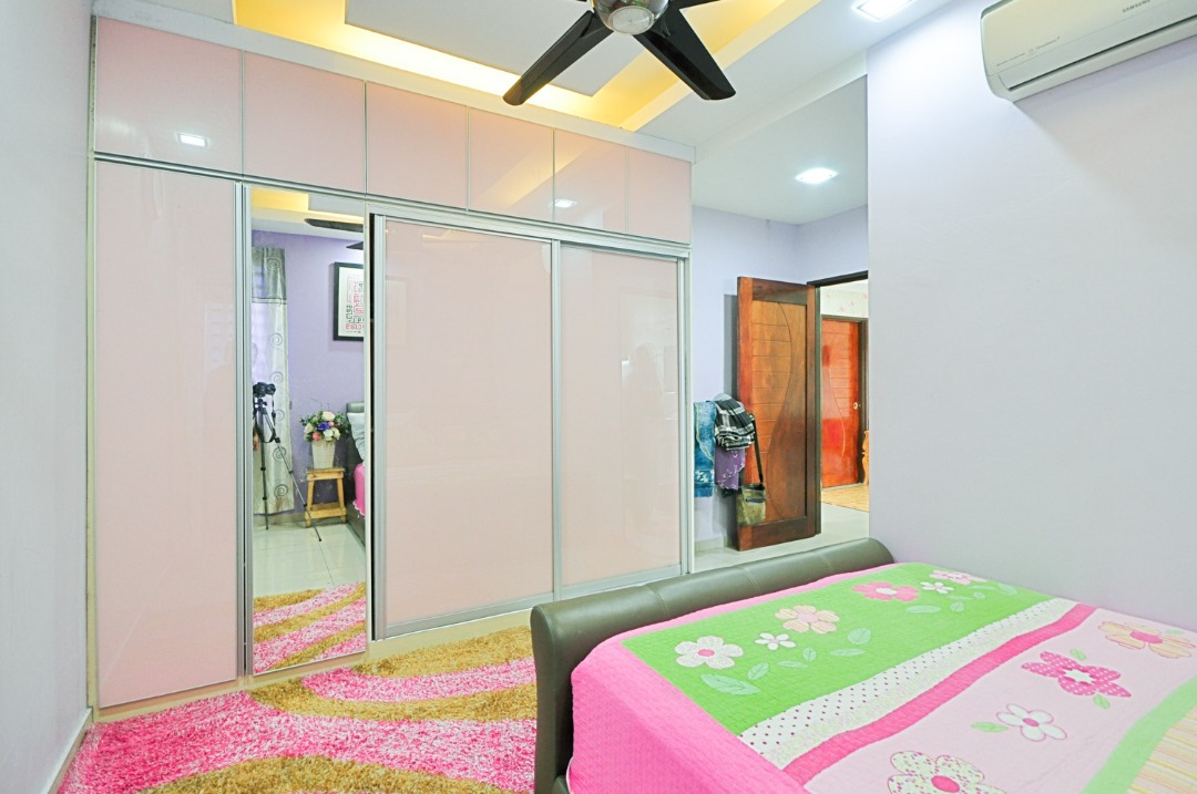 RUMAH CANTIK MASUK CUCI KAKI Semi D Taman Bentara - photo 7