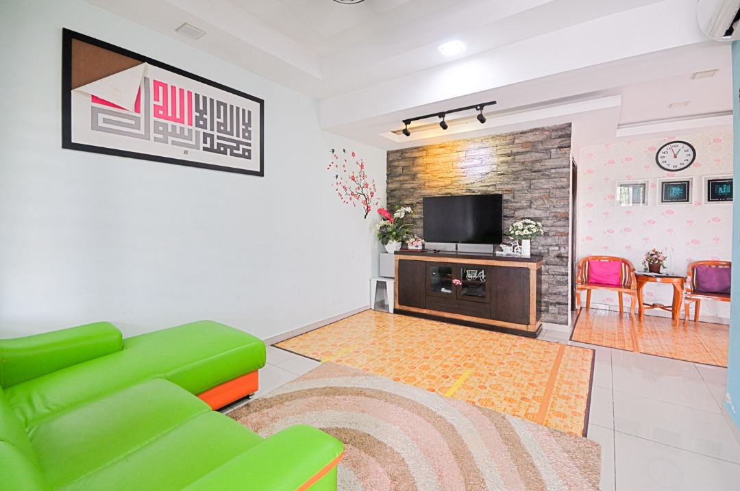 RUMAH CANTIK MASUK CUCI KAKI Semi D Taman Bentara - photo 2