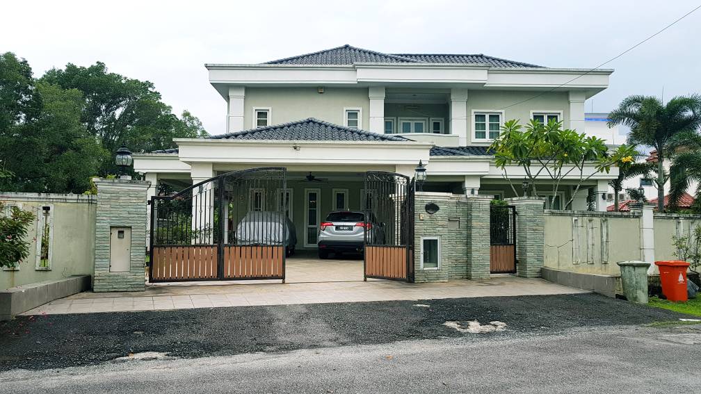 SPACIOUS LAYOUT Bungalow Kota Damansara GUARDED - photo 10